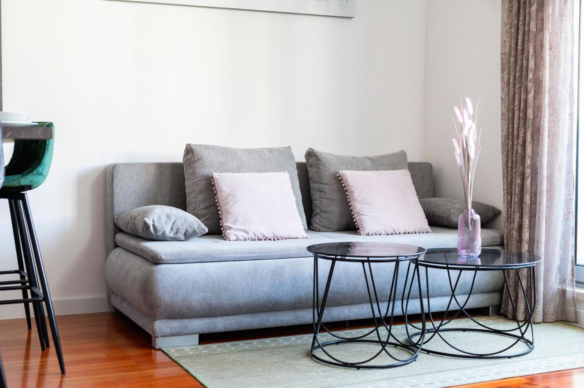 Apartman No 15 *